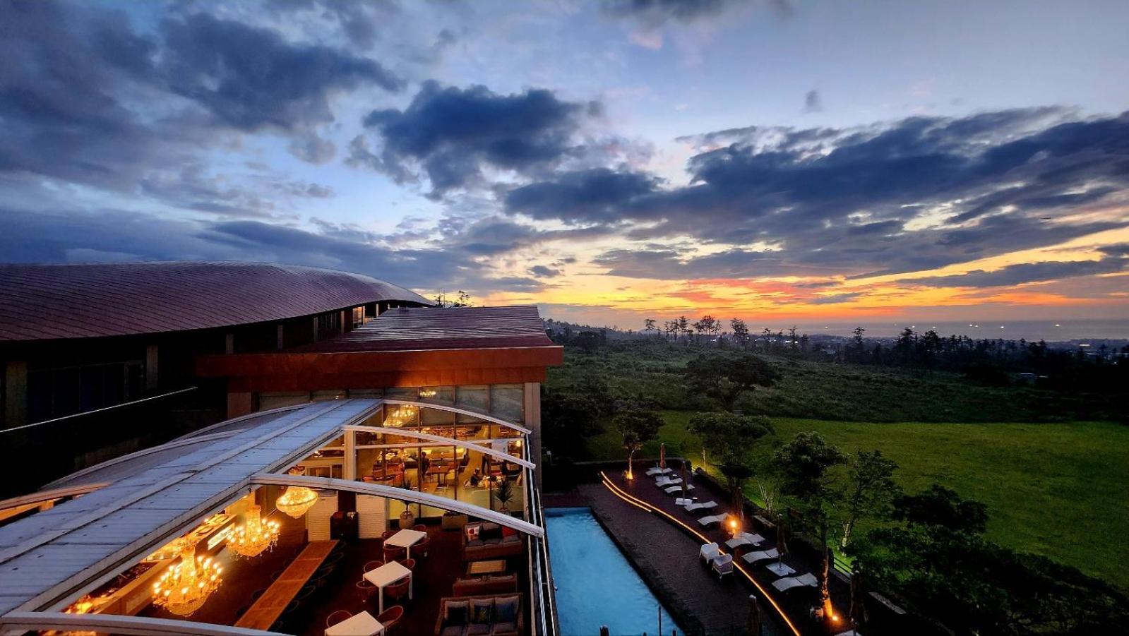 Camphortree Hotel And Resort Jeju Buitenkant foto