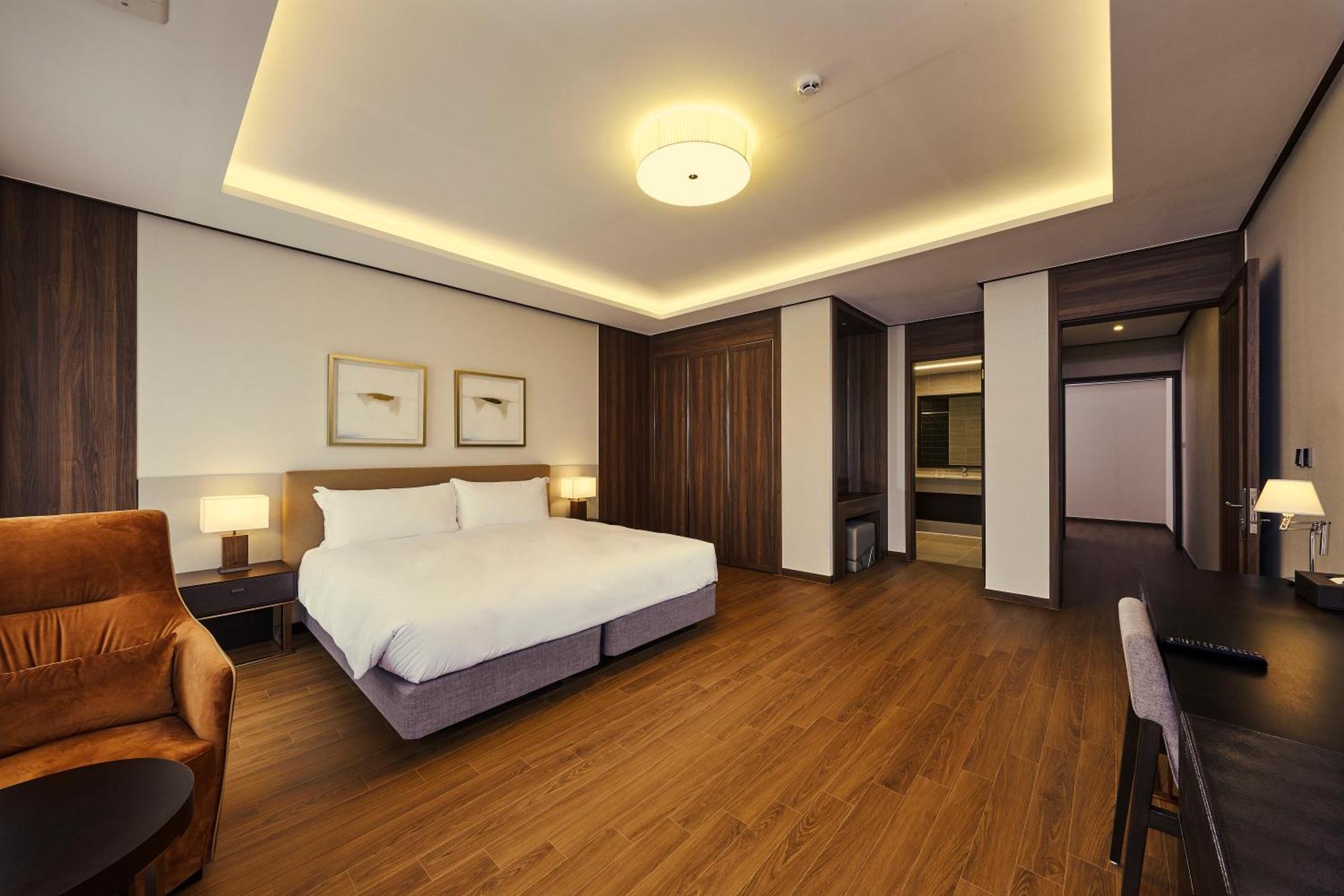 Camphortree Hotel And Resort Jeju Buitenkant foto