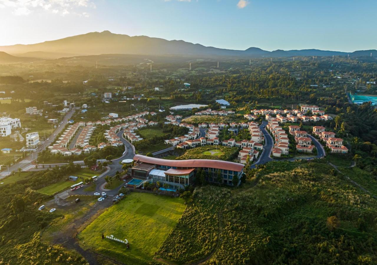 Camphortree Hotel And Resort Jeju Buitenkant foto