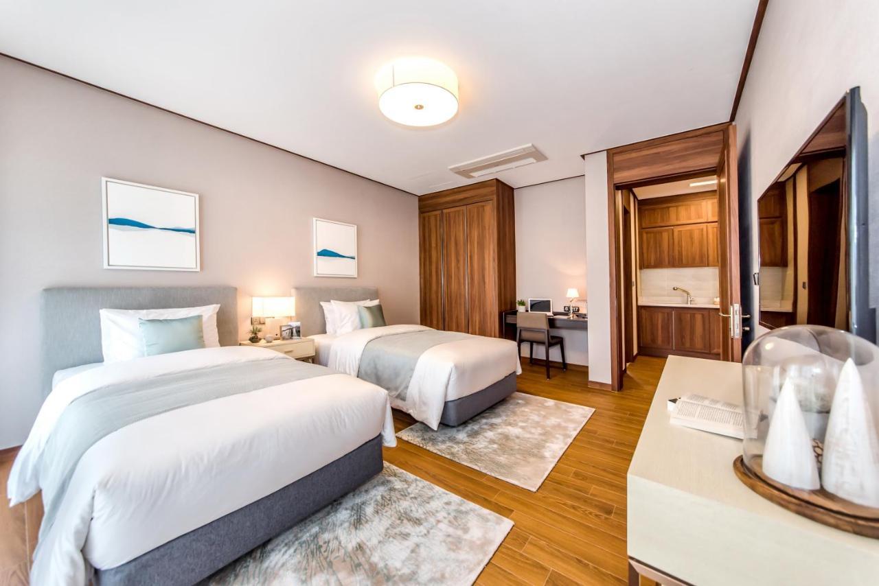 Camphortree Hotel And Resort Jeju Buitenkant foto