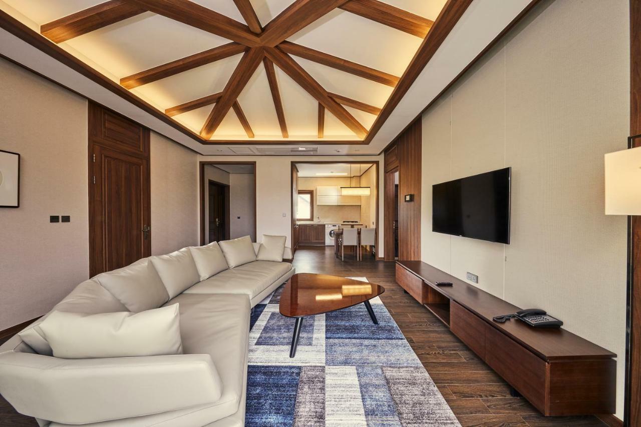 Camphortree Hotel And Resort Jeju Buitenkant foto