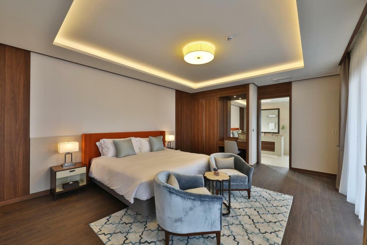 Camphortree Hotel And Resort Jeju Buitenkant foto